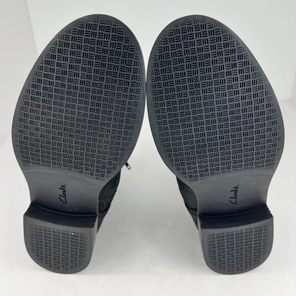Clarks Womens 219238 Camzin Strap Black Leather Block Heels Size 6 M Booties - Picture 8 of 10